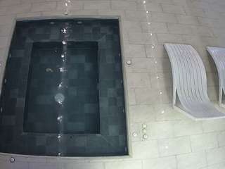voyeurcam-casa-salsa-hottub-view