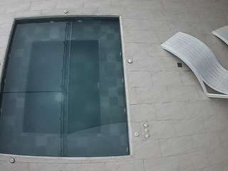 Ce modèle est en direct maintenant. voyeurcam-casa-salsa-hottub-view