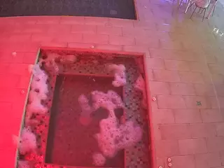 voyeurcam-casa-salsa-hottub-view's Live Sex Cam Show