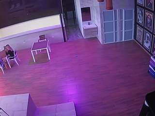 โมเดลนี้กำลังถ่ายทอดสดอยู่. voyeurcam-casa-salsa-panoramic