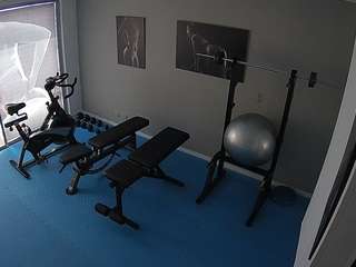 Charlie B Camsoda camsoda voyeurcam-jb-gym