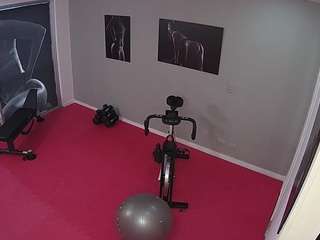 Voyeur My Mom camsoda voyeurcam-jb-gym