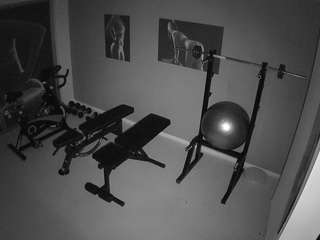 Voyeu House camsoda voyeurcam-jb-gym