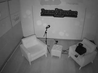 voyeurcam-jb-pod... Live Webcam on CamSoda