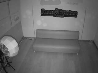 voyeurcam-jb-pod... Live Webcam on CamSoda