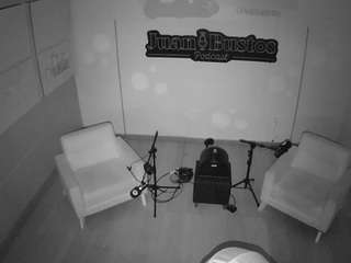 voyeurcam-jb-pod... Live Webcam on CamSoda