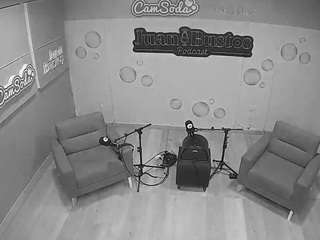 voyeurcam-jb-pod... Live Webcam on CamSoda