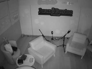 voyeurcam-jb-pod... Live Webcam on CamSoda