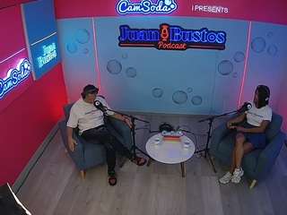 Model ini sedang live sekarang. voyeurcam-jb-podcast