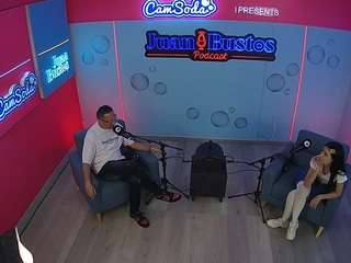 Ce modèle est en direct maintenant. voyeurcam-jb-podcast