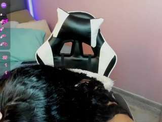 Aida-Hadid live webcam show