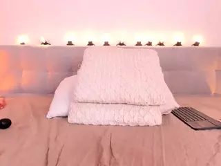 AliiceeVega's Live Sex Cam Show