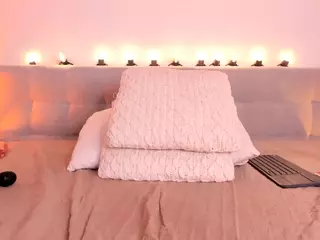 AliiceeVega's Live Sex Cam Show