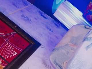 lavronbitch live webcam show