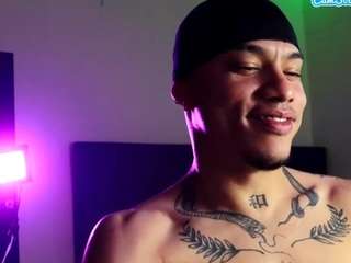 osiiriis Live Webcam on {site_name}