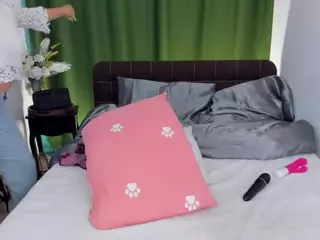 AmellyMorri's Live Sex Cam Show