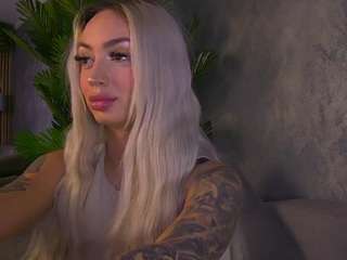 bambikayy webcam model