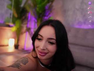bambikayy Live Webcam on CamSoda