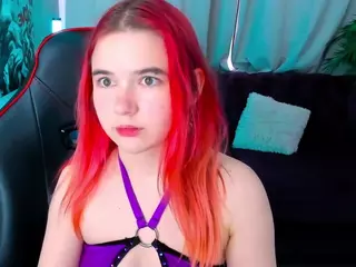 julia-xsweet's Live Sex Cam Show