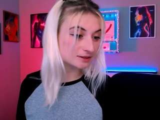 blondie-melisa webcam model