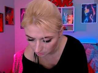 blondie-melisa Live Webcam on CamSoda