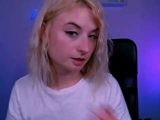 blondie-melisa Live Webcam on CamSoda