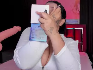 HANNASCOTTX's Live Sex Cam Show