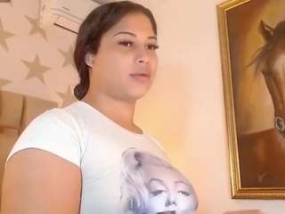 liz-quinny is a trans cam model that is online now on Camsoda Trans