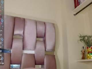 liz-quinny live webcam show