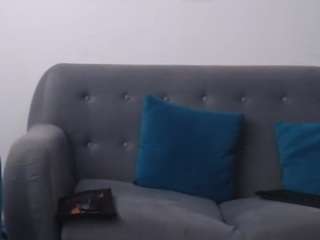 blonde-mature's live room