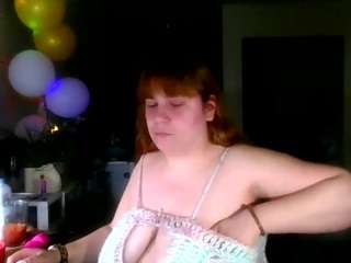 bustyprincessleila, female webcam model,  years old, on live webcam