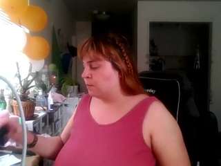 bustyprincessleila webcam