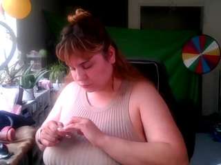 bustyprincessleila webcam