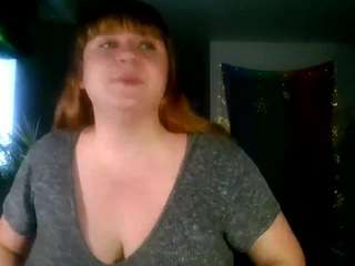 bustyprincessleila