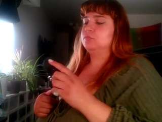 bustyprincessleila