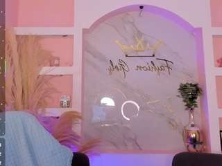 camilaa-harper Live Webcam on CamSoda