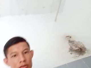 earnestcomrade Live Webcam on CamSoda