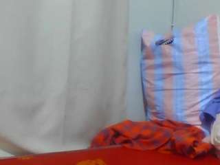 pretty-emory Live Webcam on CamSoda