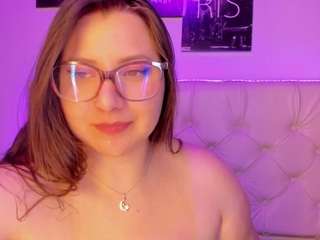 roxxanne-bail webcam model