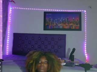 black-pussydoll Live Webcam on CamSoda