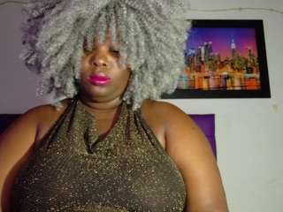 Black-pussydoll