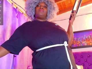 Black-pussydoll
