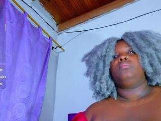 black-pussydoll live webcam show