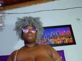 black-pussydoll live webcam show
