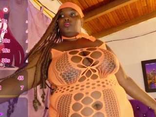 Black-pussydoll