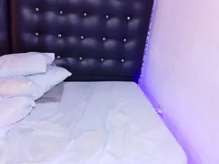 Black-pussydoll's Live Sex Cam Show