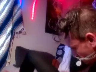 lickthecatsoftly69's Live Sex Cam Show