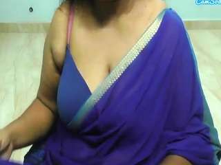 saanvipranha Live Webcam on CamSoda
