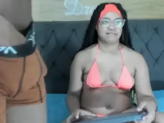 girlmarisiheme's Live Sex Cam Show