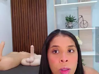 Mahia Jimenez's Live Sex Cam Show